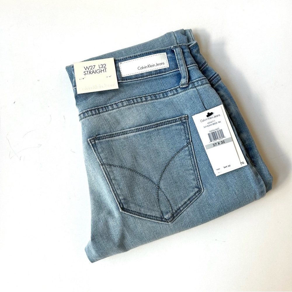 NWT Calvin Klein Denim Blue Straight Leg Jeans Size W-27 L-32